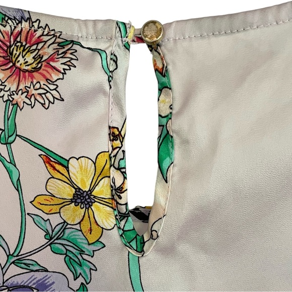 Scarf-like Sleeveless Shell - Picture 3 of 3